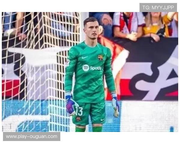 前巴萨门将佩尼亚4次扑救,获评单场最佳 前巴萨门将佩尼亚4次扑救,获评单场最佳